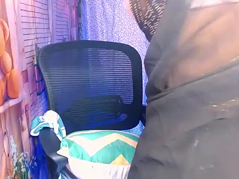 ELIZA 01 online show from March 23, 4:51 am