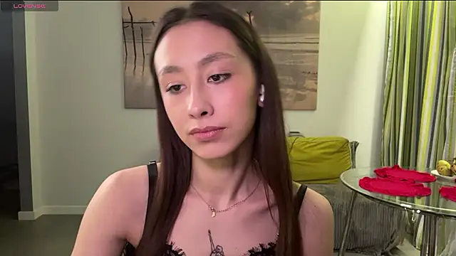 DeliaPesta online show from March 5, 7:42 pm