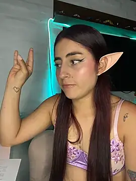 Natasha-Naughty- online show from March 18, 11:10 pm