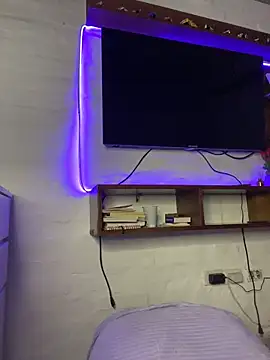 Natasha-Naughty- online show from March 27, 12:12 am