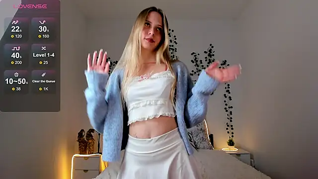 EllyMartinez online show from March 3, 4:46 pm