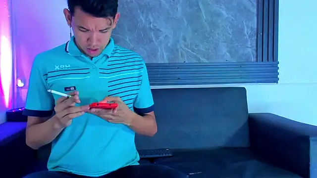 biig boy online show from February 6, 8:12 pm