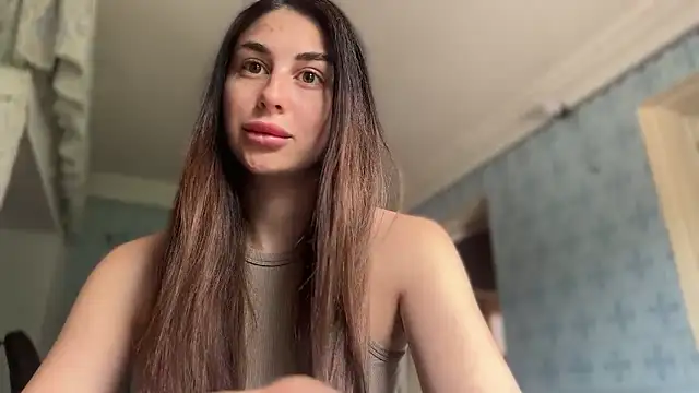LiluMartiznir online show from May 8, 11:02 am