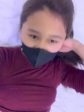 Luna Babyyy online show from March 3, 7:25 am