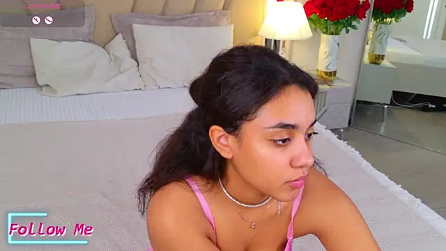 Luna Cortier online show from March 28, 8:36 am