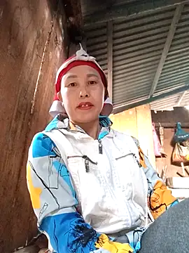 lena-cute online show from February 3, 3:59 am