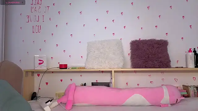 alice charm  online show from April 4, 6:56 am