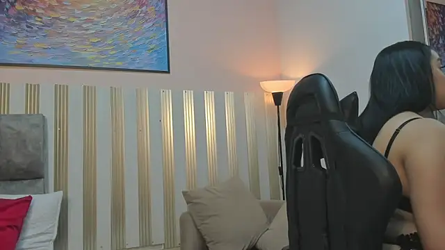 nina glow online show from March 12, 11:24 am