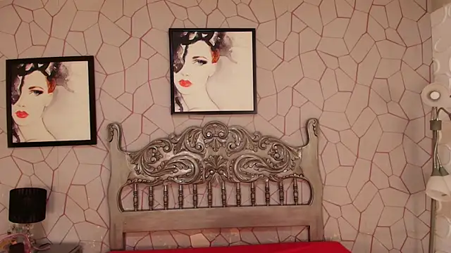 meganrousx online show from April 18, 1:13 pm