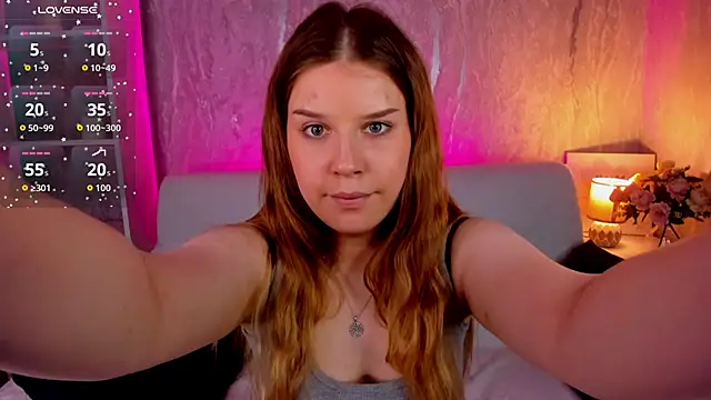 crispy amber online show from February 23, 9:31 am