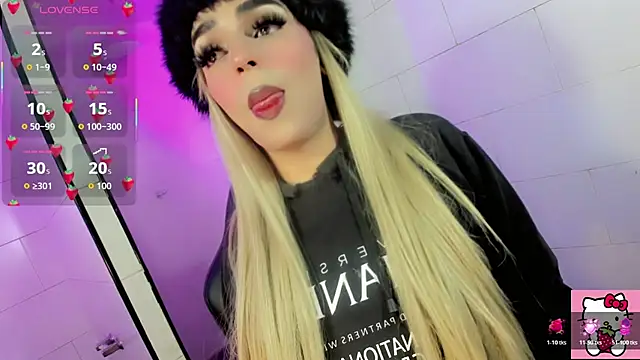 Maddye Fox online show from March 13, 8:10 pm