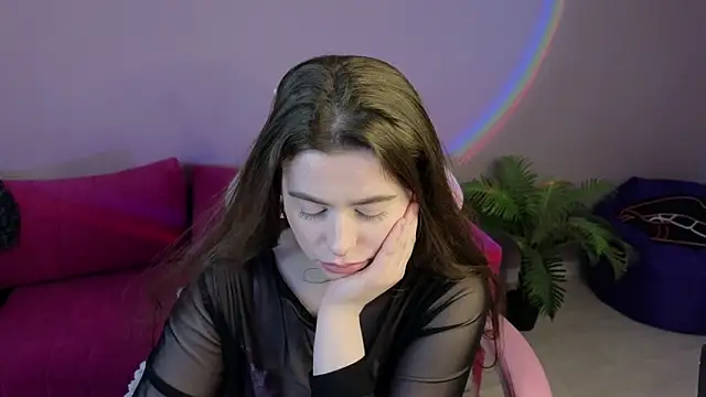 LovingWhisperr online show from March 3, 7:25 am