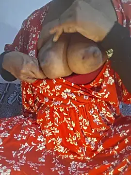 Sakeemaxxy online show from April 11, 9:29 pm