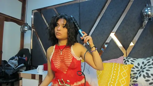 Maggyx online show from February 27, 1:55 pm