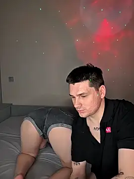 ToxyFoxyy online show from February 18, 5:56 pm