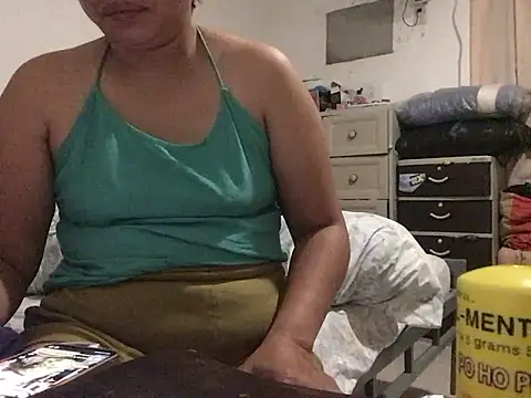 lady candy85 online show from February 9, 8:33 pm