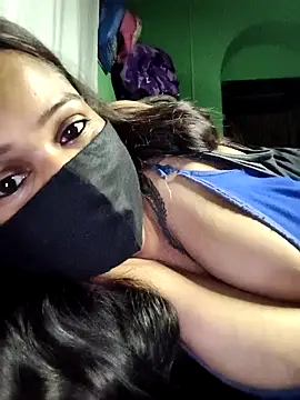 V-Hot-Suity online show from April 23, 11:18 pm