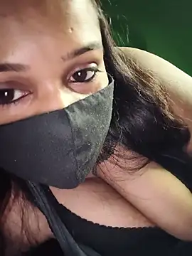 V-Hot-Suity online show from July 27, 10:51 pm