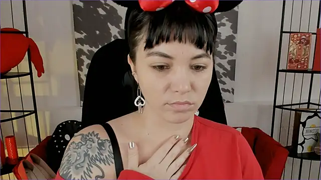 NeoGeisha online show from February 13, 10:17 am