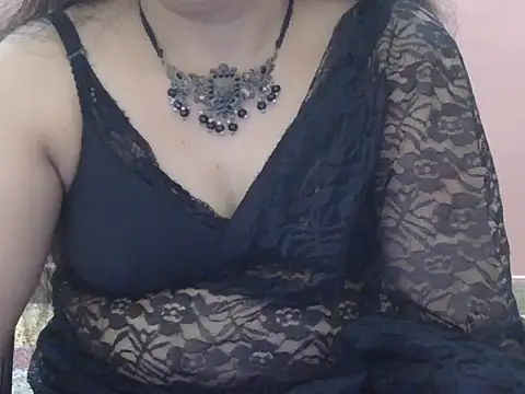 Cute Sheetal online show from March 9, 2:20 pm