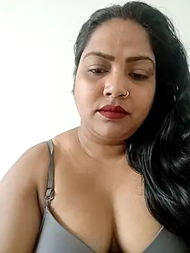 Indian AngelPriyanka123 online show from April 26, 1:25 am