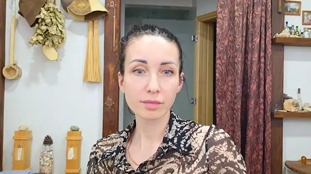 Poorlamb911 online show from April 14, 7:36 pm