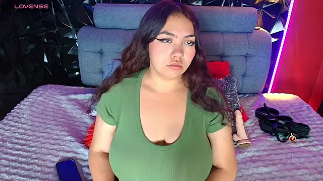 Tammy sutra online show from April 10, 7:20 pm