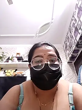 GangbangCouple online show from February 10, 7:06 pm