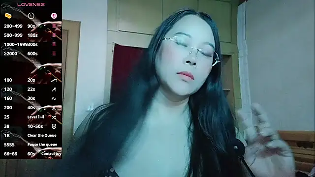 vivi523 online show from April 18, 11:26 pm