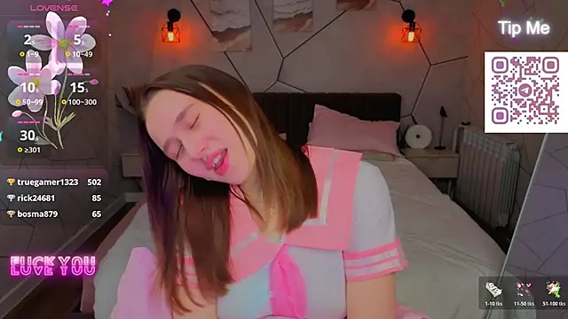  Kiki angel  online show from April 14, 8:14 am