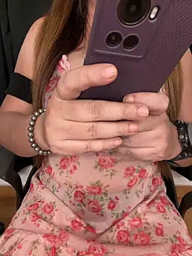 Shreenn online show from March 28, 5:34 pm