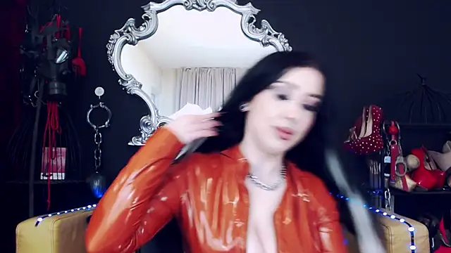 GoddessGeo online show from November 3, 4:11 pm