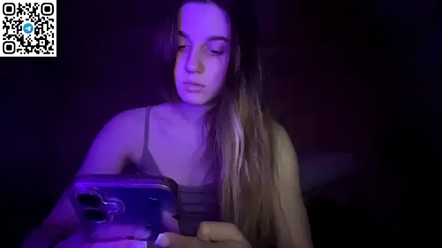 LovelySilk 63 online show from April 1, 7:33 pm