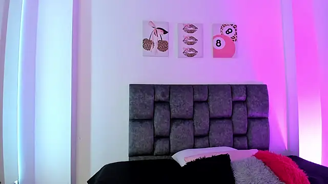 Madison Rosee online show from March 22, 6:36 pm