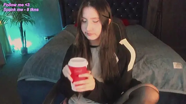 avrora shy  online show from March 3, 12:33 pm