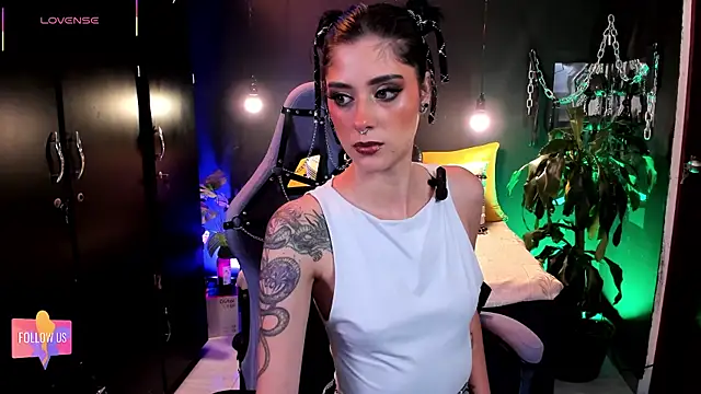 AmeliaNaughty  online show from March 25, 3:59 pm