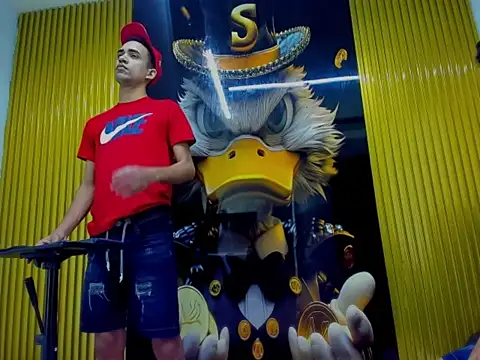 couplehot sex  online show from February 22, 7:48 pm