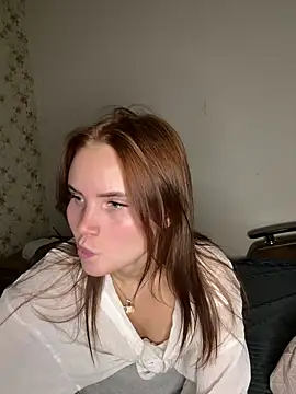 Emma Songae online show from March 4, 6:47 pm