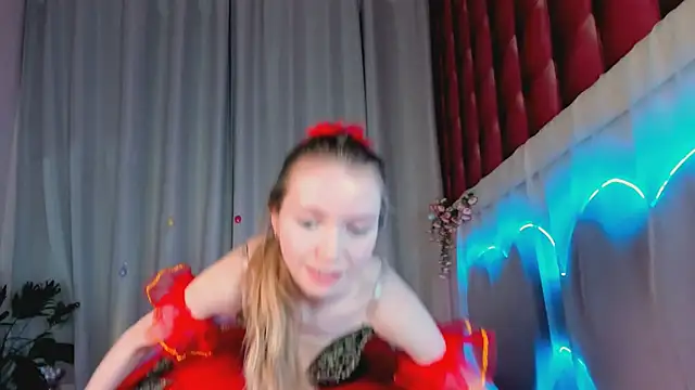 lada2k4 online show from April 14, 8:25 am