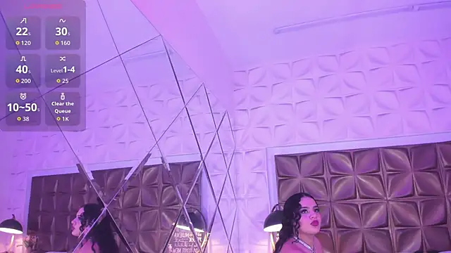 LunaJohns online show from April 22, 12:46 pm