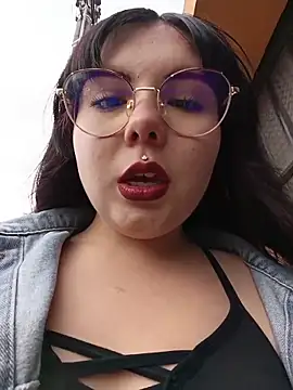 Yulska online show from April 17, 8:55 pm