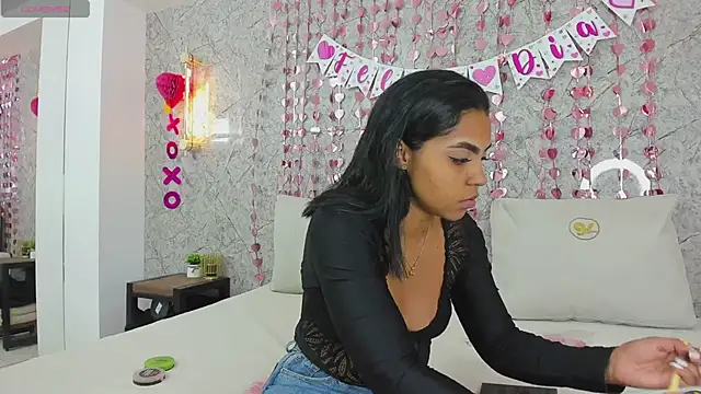 eva lain online show from February 17, 11:31 am