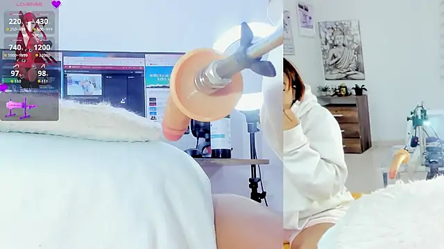 Ariadna5  online show from April 17, 9:11 am