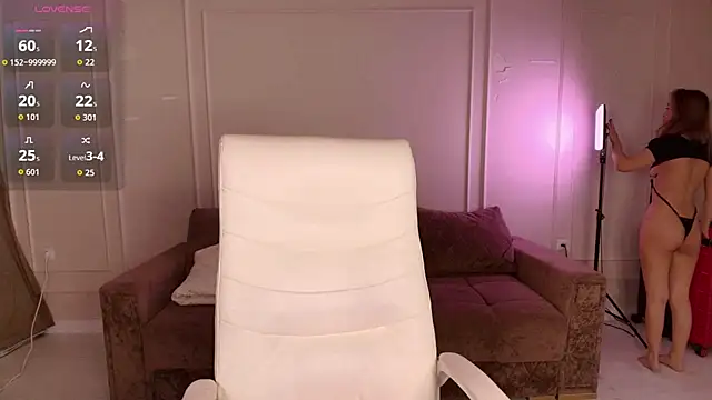 amy akime online show from March 15, 2:24 am