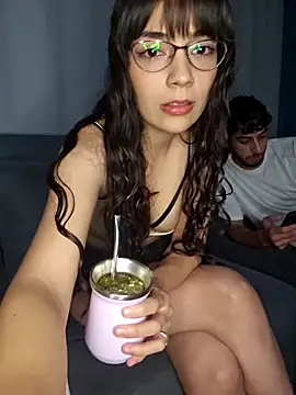 VelvetSolez online show from March 4, 4:30 am