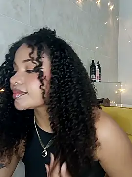 BrianaSweetxxx online show from March 2, 3:17 am