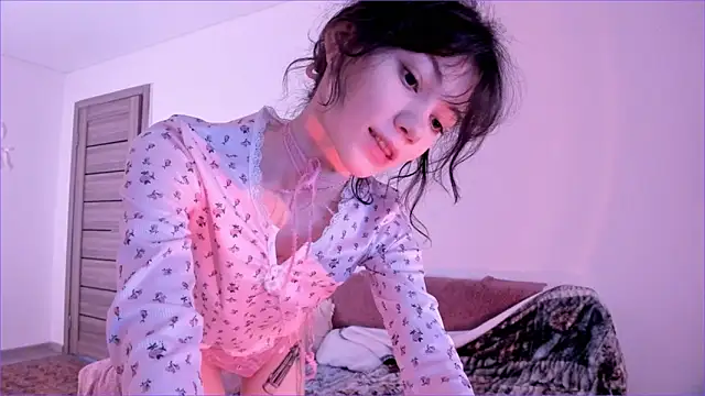 MiaPimmy online show from February 14, 4:58 am