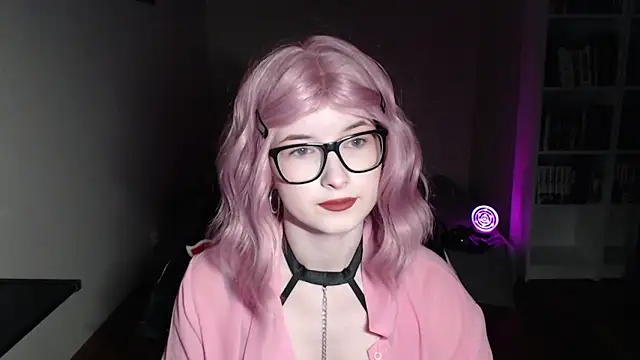 LunaXcherry online show from March 4, 5:41 pm