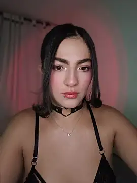 Alessia fiore333 online show from May 13, 1:55 am