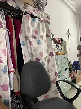 Strawberry-wet online show from April 10, 12:55 pm